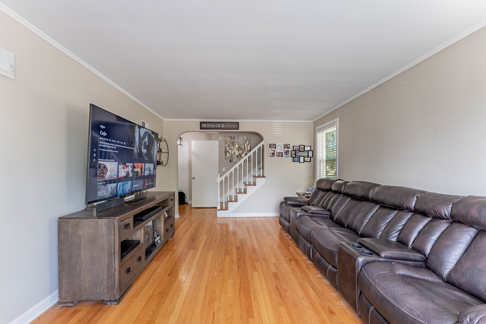 1946 N 75TH Court