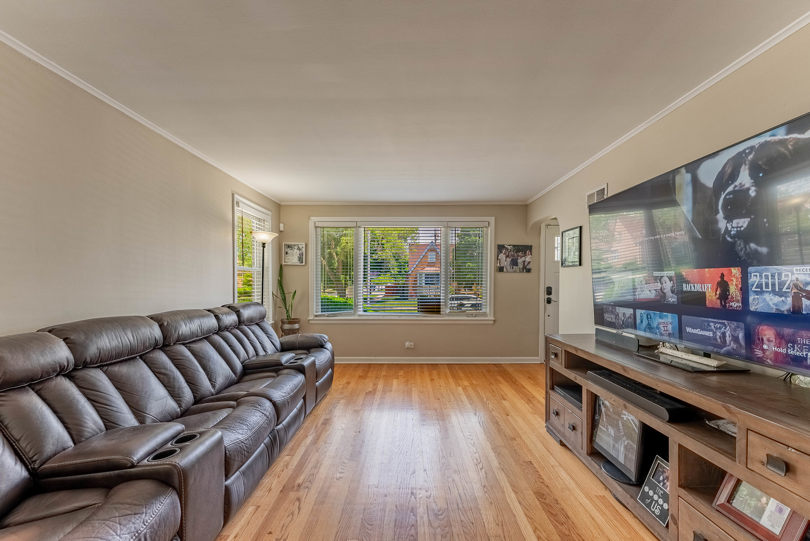 1946 N 75TH Court