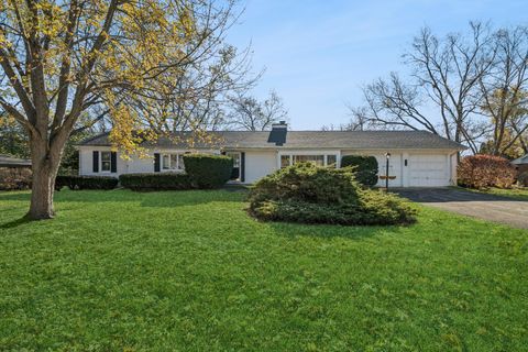 532 Shabbona Trail Batavia IL 60510