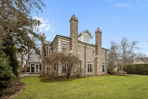 Tiny photo for 338 Kenilworth Avenue, Kenilworth, IL 60043 (MLS # 12577584)