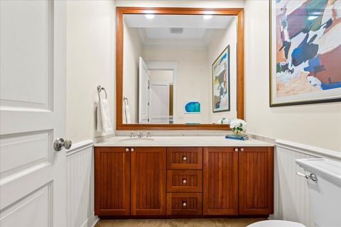 Tiny photo for 338 Kenilworth Avenue, Kenilworth, IL 60043 (MLS # 12577584)