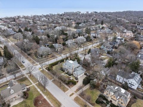 Tiny photo for 338 Kenilworth Avenue, Kenilworth, IL 60043 (MLS # 12577584)