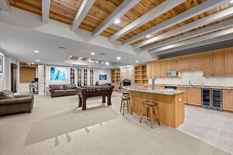 Tiny photo for 338 Kenilworth Avenue, Kenilworth, IL 60043 (MLS # 12577584)