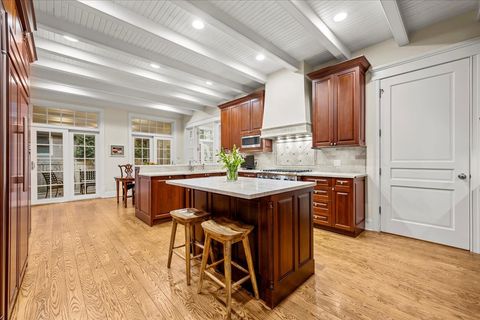 Tiny photo for 338 Kenilworth Avenue, Kenilworth, IL 60043 (MLS # 12577584)