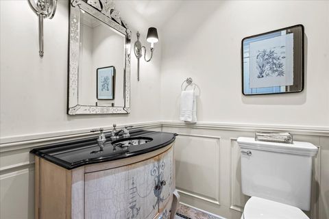 Tiny photo for 338 Kenilworth Avenue, Kenilworth, IL 60043 (MLS # 12577584)