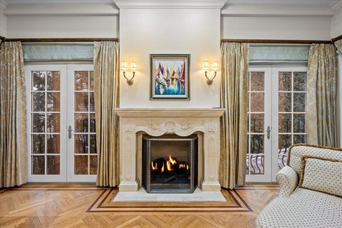 Tiny photo for 338 Kenilworth Avenue, Kenilworth, IL 60043 (MLS # 12577584)