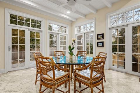 Tiny photo for 338 Kenilworth Avenue, Kenilworth, IL 60043 (MLS # 12577584)