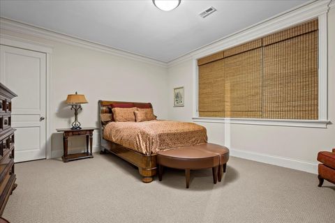 Tiny photo for 338 Kenilworth Avenue, Kenilworth, IL 60043 (MLS # 12577584)