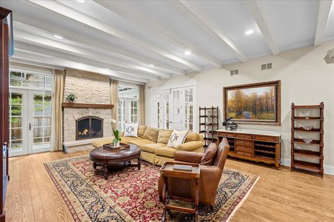 Tiny photo for 338 Kenilworth Avenue, Kenilworth, IL 60043 (MLS # 12577584)