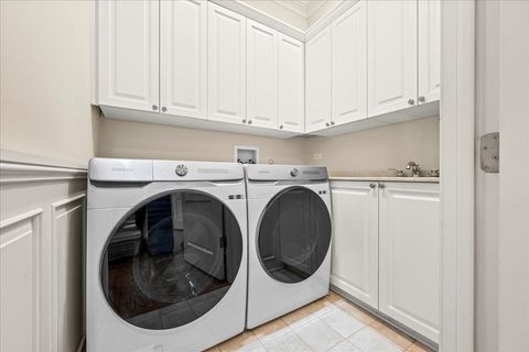 Tiny photo for 338 Kenilworth Avenue, Kenilworth, IL 60043 (MLS # 12577584)