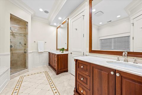 Tiny photo for 338 Kenilworth Avenue, Kenilworth, IL 60043 (MLS # 12577584)