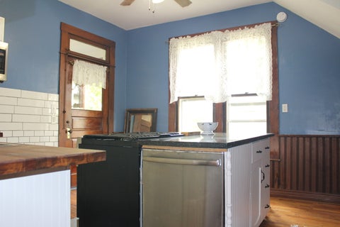 Tiny photo for 421 S Monroe Street, Clinton, IL 61727 (MLS # 12774380)
