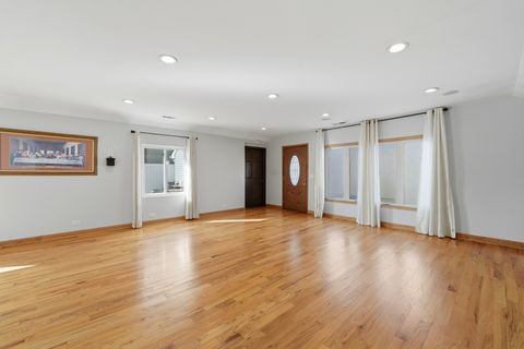 Tiny photo for 4115 Denley Avenue, Schiller Park, IL 60176 (MLS # 12599759)