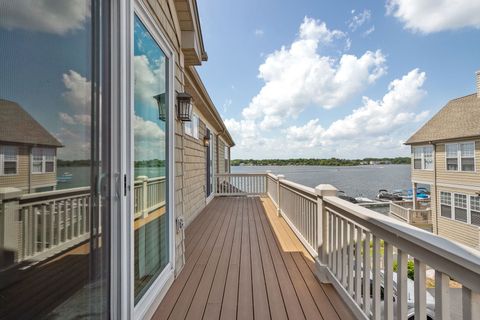 Tiny photo for 325 Sundown Court #B, Wauconda, IL 60084 (MLS # 12497638)