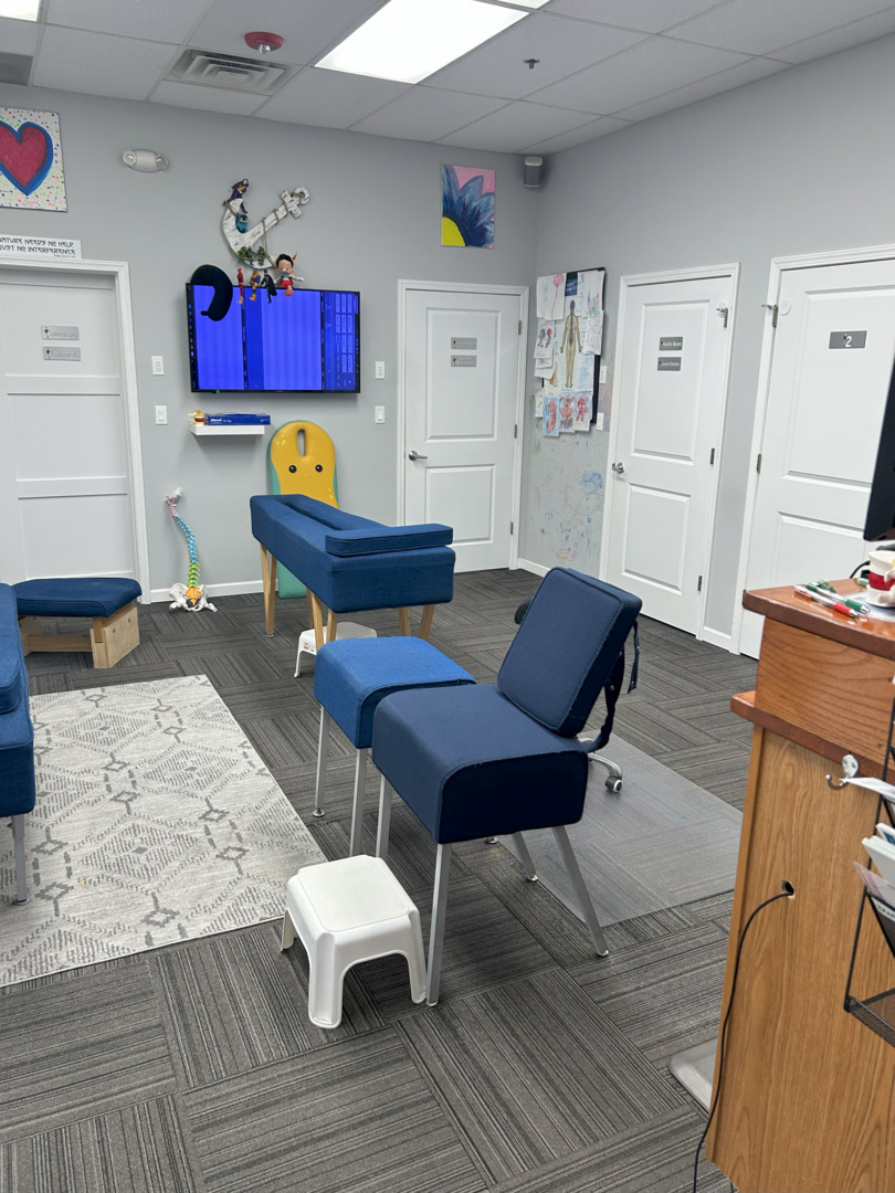 1746 Milwaukee Avenue N