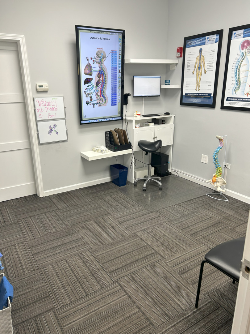 1746 Milwaukee Avenue N