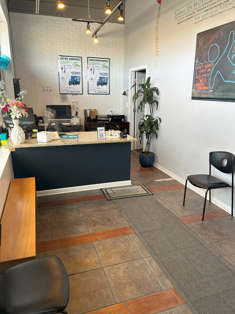 1746 Milwaukee Avenue N