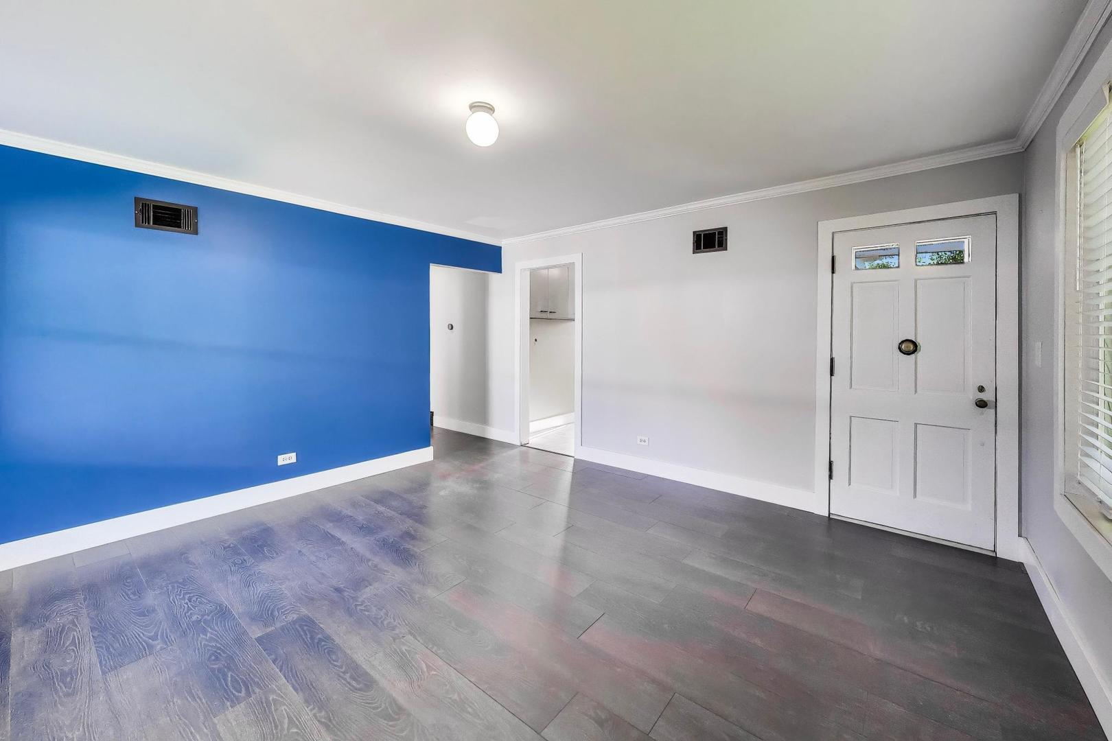 836 E Rockland Road