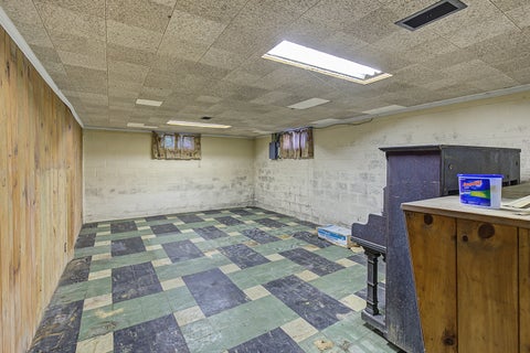 Tiny photo for 312 E Washington Street, Urbana, IL 61801 (MLS # 12765158)