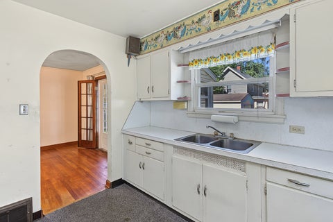 Tiny photo for 312 E Washington Street, Urbana, IL 61801 (MLS # 12765158)