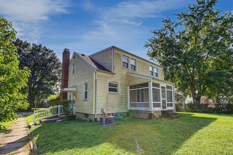 Tiny photo for 312 E Washington Street, Urbana, IL 61801 (MLS # 12765158)
