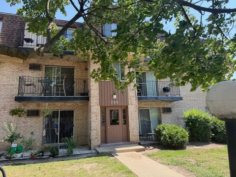 Tiny photo for 266 Shorewood Drive #1D, Glendale Heights, IL 60139 (MLS # 12440292)