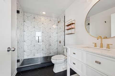 Tiny photo for 1122 W Catalpa Avenue #1016, Chicago, IL 60640 (MLS # 12553226)