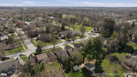 Tiny photo for 320 Oakwood Court, Wheaton, IL 60189 (MLS # 12587631)