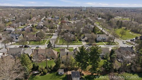 Tiny photo for 320 Oakwood Court, Wheaton, IL 60189 (MLS # 12587631)