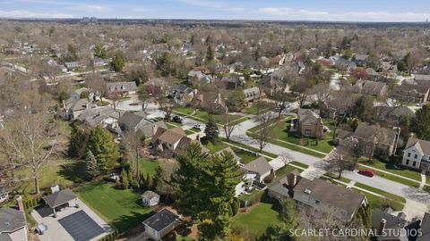 Tiny photo for 320 Oakwood Court, Wheaton, IL 60189 (MLS # 12587631)