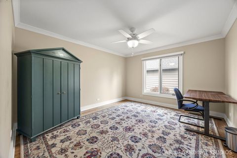 Tiny photo for 320 Oakwood Court, Wheaton, IL 60189 (MLS # 12587631)