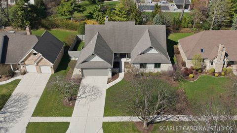 Tiny photo for 320 Oakwood Court, Wheaton, IL 60189 (MLS # 12587631)