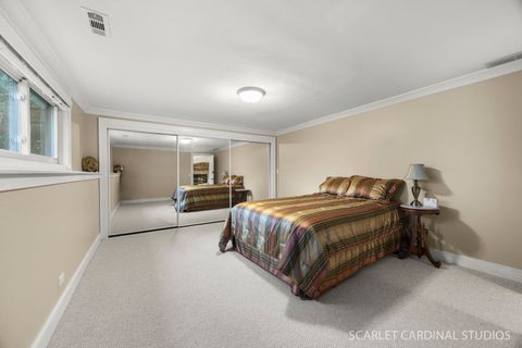 Tiny photo for 320 Oakwood Court, Wheaton, IL 60189 (MLS # 12587631)