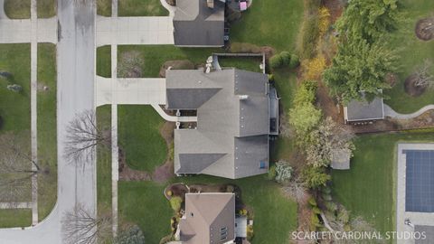 Tiny photo for 320 Oakwood Court, Wheaton, IL 60189 (MLS # 12587631)