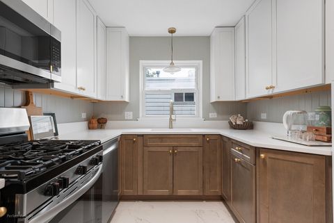 Tiny photo for 1142 N Webster Street, Naperville, IL 60563 (MLS # 12500251)