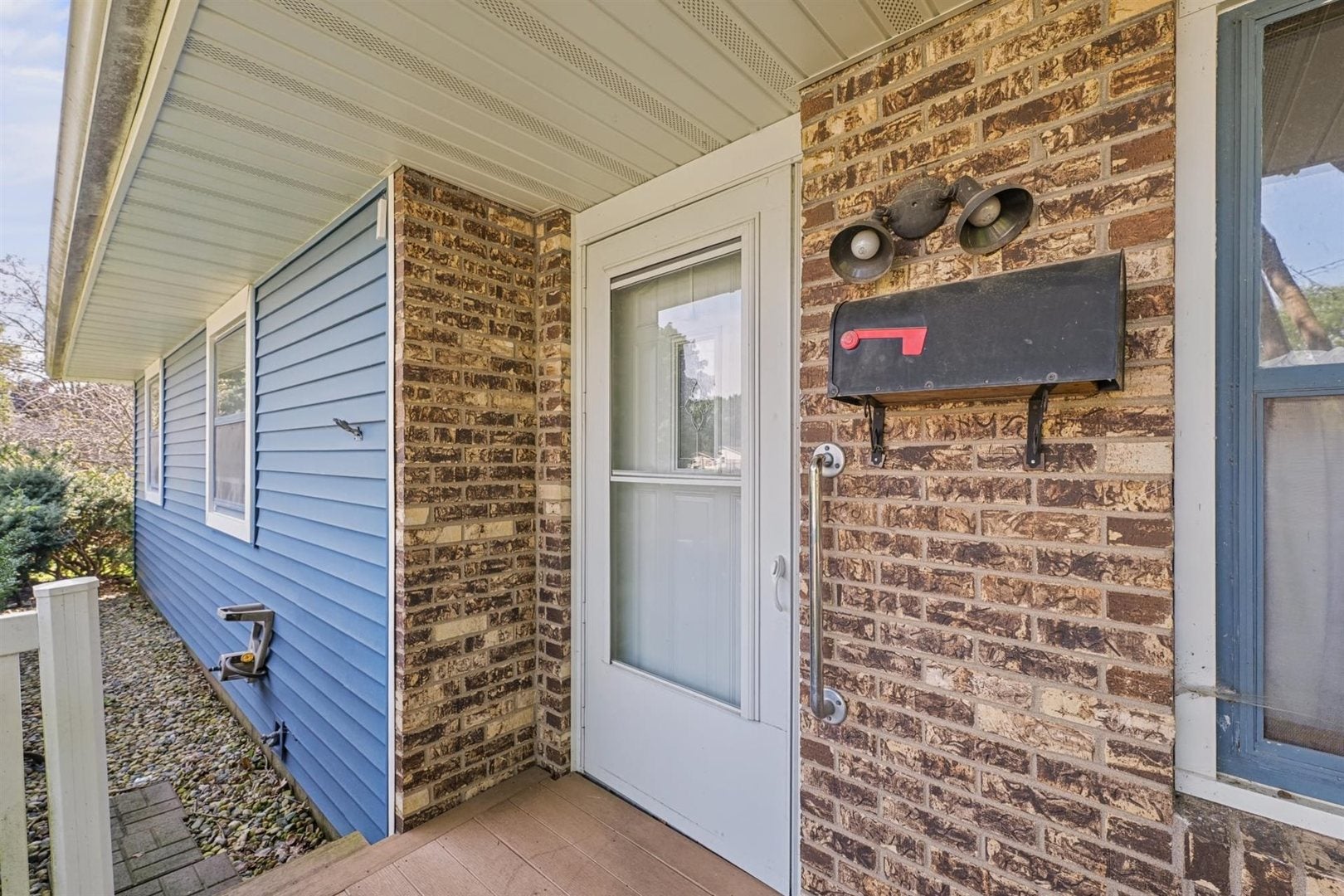 205 E Evergreen Drive