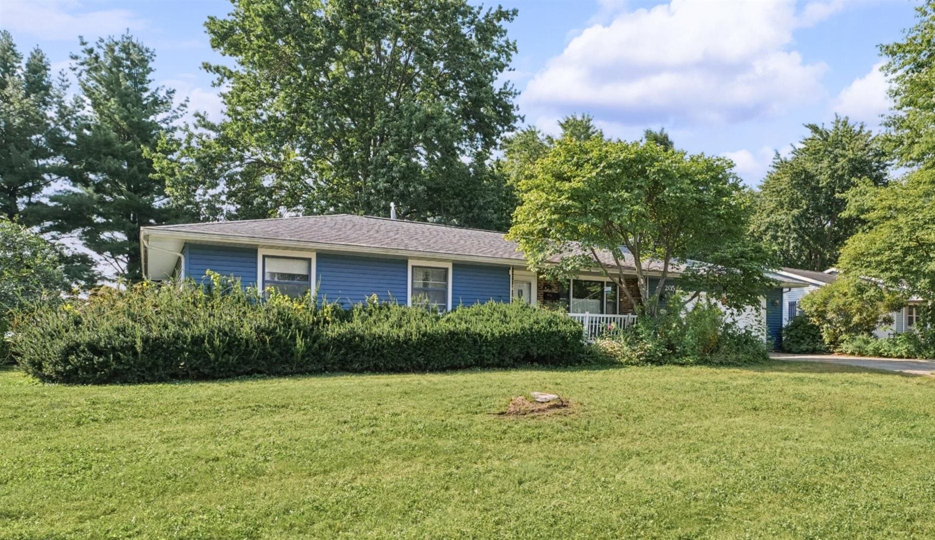 205 E Evergreen Drive