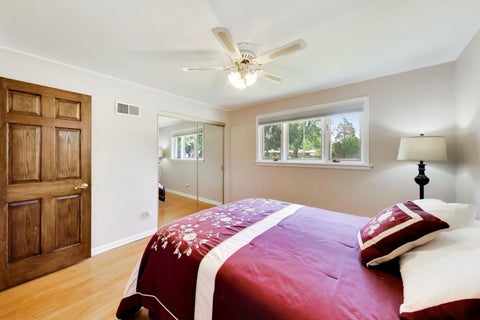 Tiny photo for 704 W Lonnquist Boulevard, Mount Prospect, IL 60056 (MLS # 12760040)