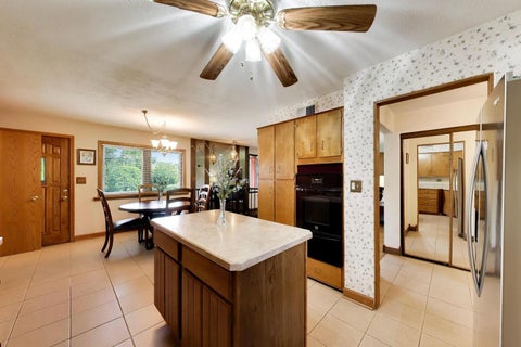 Tiny photo for 704 W Lonnquist Boulevard, Mount Prospect, IL 60056 (MLS # 12760040)