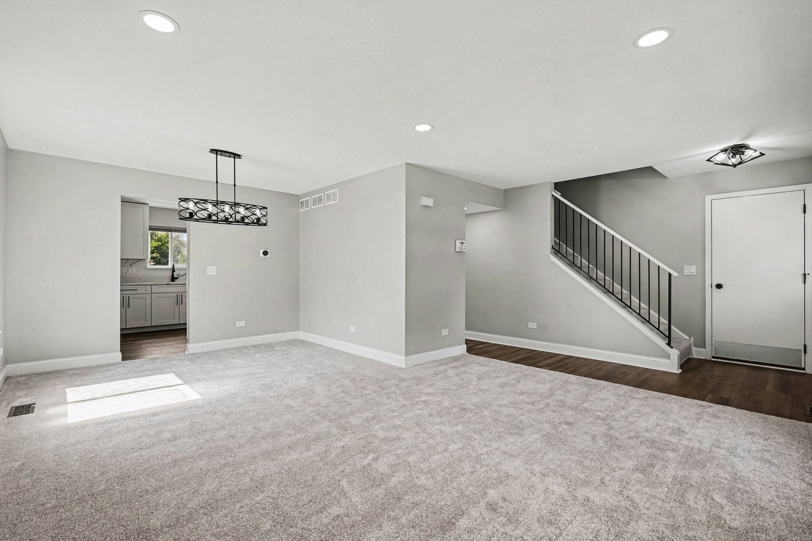 2811 Skylane Drive