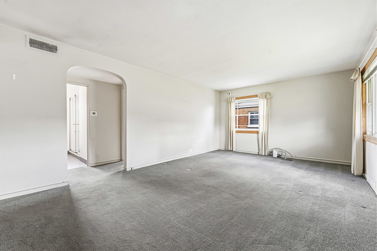 7922 N Waukegan Road