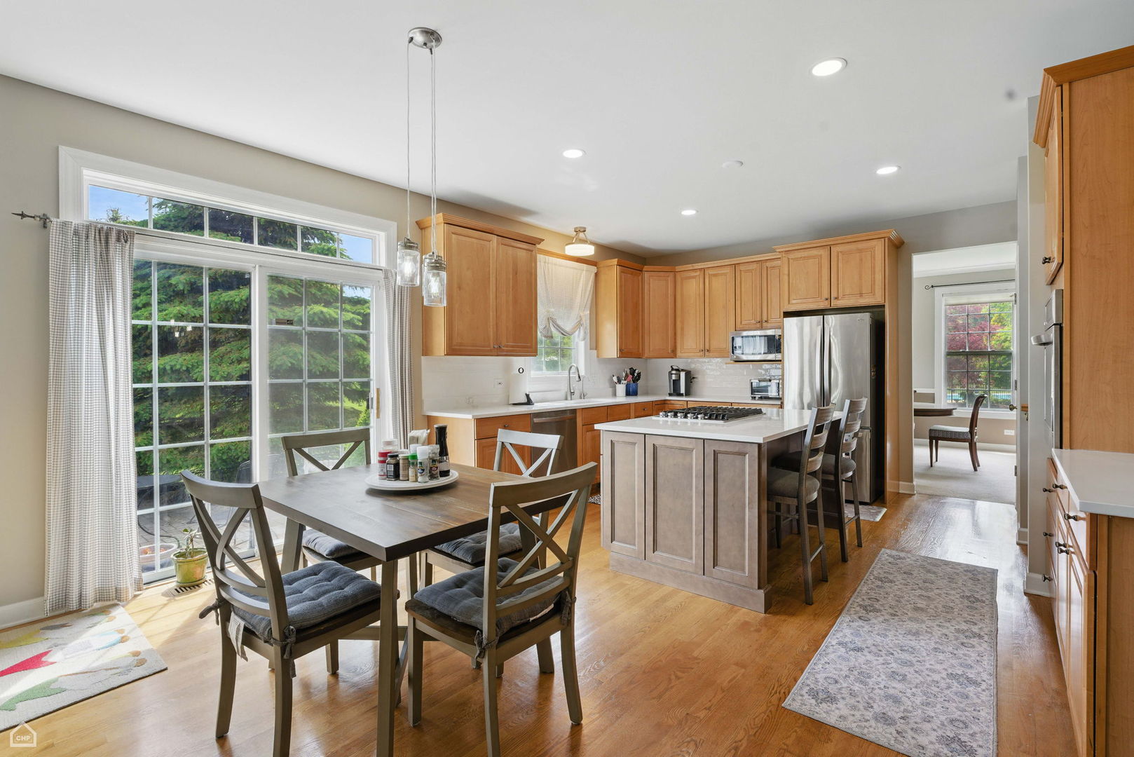 3404 Royal Woods Drive