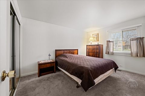 Tiny photo for 631 Venice Court, Schaumburg, IL 60193 (MLS # 12603851)