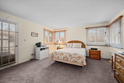 Tiny photo for 631 Venice Court, Schaumburg, IL 60193 (MLS # 12603851)