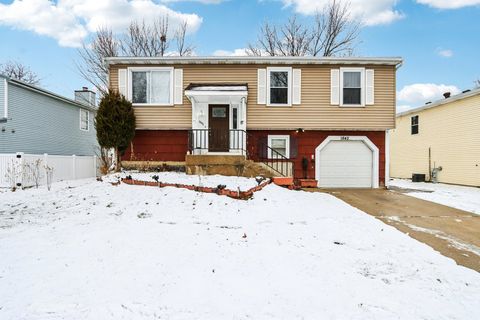 Photo of 1845 Walden Circle, Aurora, IL 60506 (MLS # 12537175)