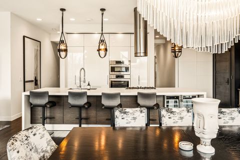 Tiny photo for 622 N Ashland Avenue #2, Chicago, IL 60622 (MLS # 12624022)