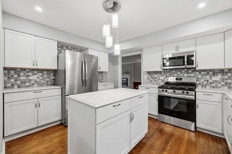 Tiny photo for 4 Auburn Lane, Barrington Hills, IL 60010 (MLS # 12773233)