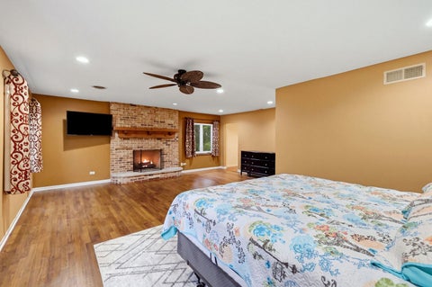Tiny photo for 4 Auburn Lane, Barrington Hills, IL 60010 (MLS # 12773233)