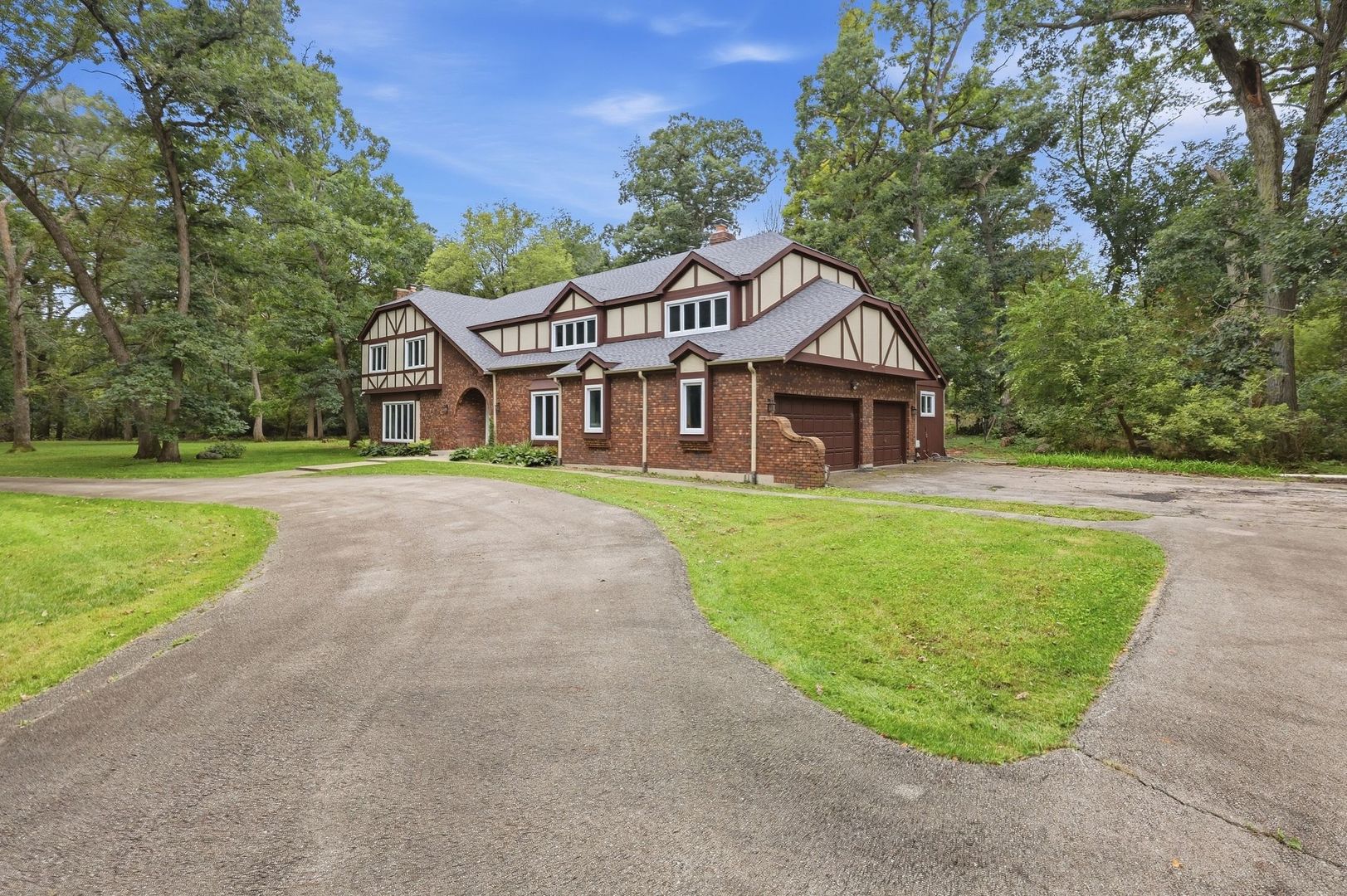 4 Auburn Lane