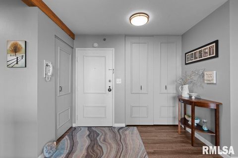 Tiny photo for 1800 7TH Street #10D, East Moline, IL 61244 (MLS # QC4269792)